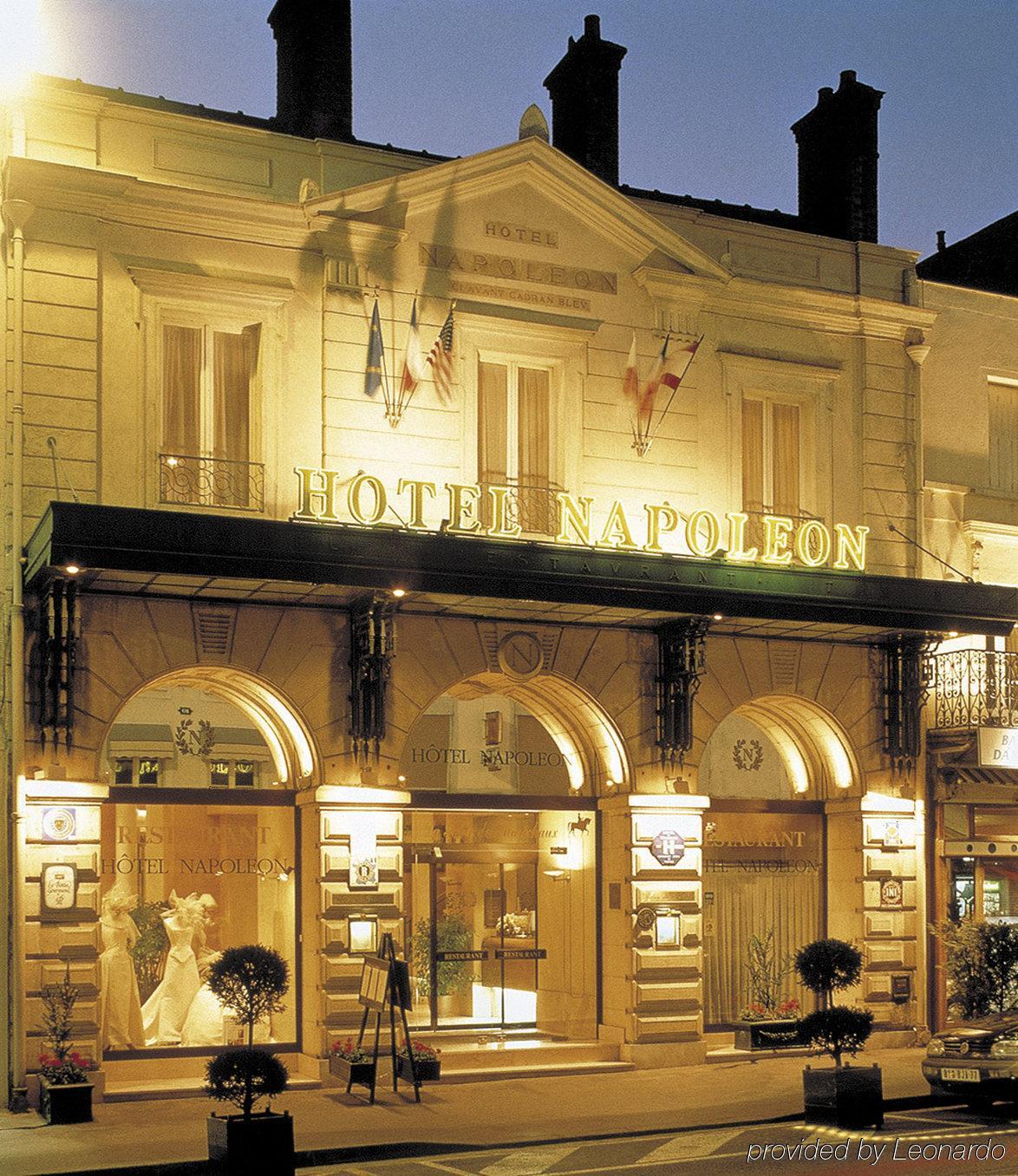 Hotel Restaurant Napoleon Φονταινεμπλώ Εξωτερικό φωτογραφία